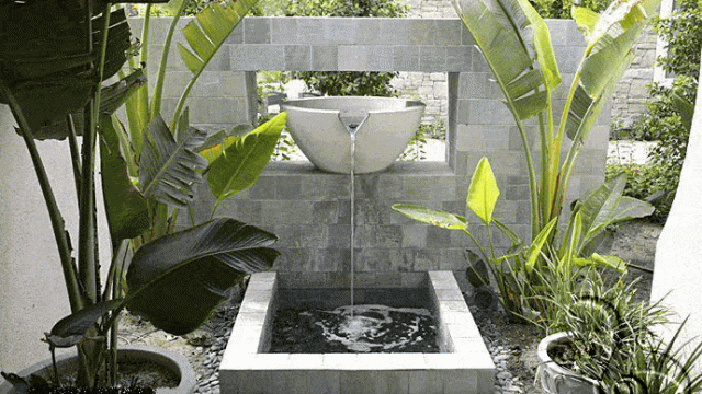 نافورة ماء خارجية