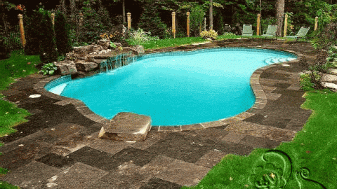 ارضية خارجية حول المسبح