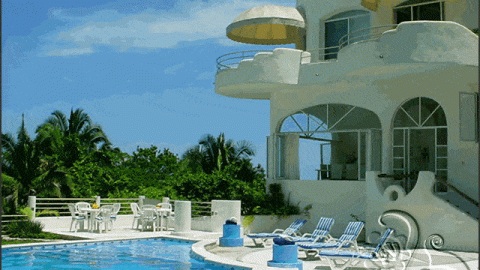 واجهة فيلا مع حوض السباحة و الجلسة الخارجية