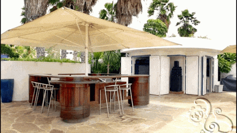 ارضية خارجية للحديقة