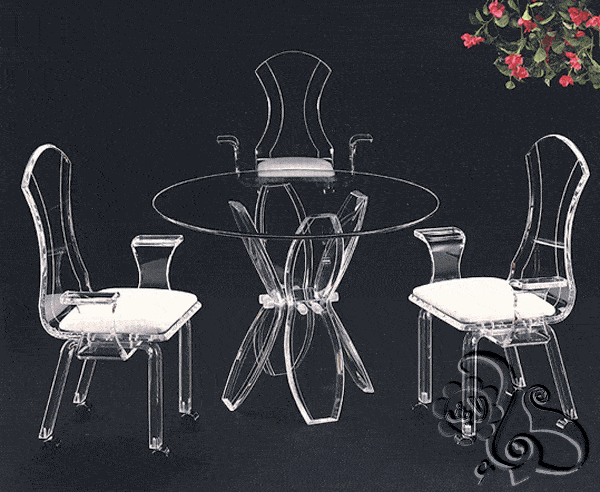 طاولة ومقاعد زجاجية