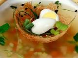 حساء الخضر مع بيض الفرّي