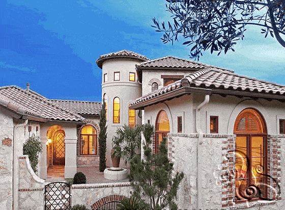 واجهة فيلا بسقف قرميدي و ديكورات متميزة