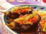 باذنجان محشي على الطريقة اليونانية