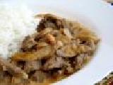 اللحم بصلصة الفطر والكريمة