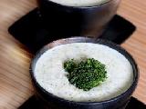 شوربة البروكلي (الزهرة)بالجبن الطازجة