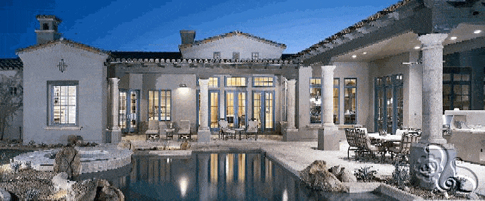 فيلا بدور واحد مع حوض السباحة والجلسة الخارجية