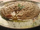 الفول بالطحينة