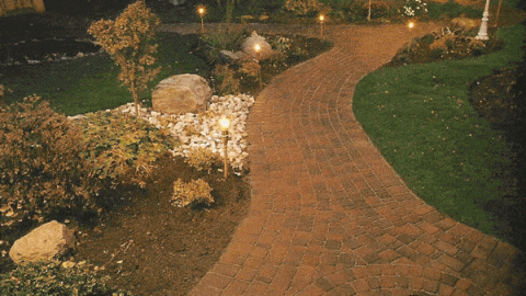 ارضية خارجية للحدائق