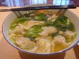 شوربة الدجاج و البروكولي بالكريمة