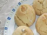 الغريبة
