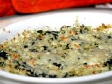 طبق كسرولة الأرز والسبانخ والجبن