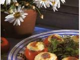 بندورة محشوة بالأرز والجوز
