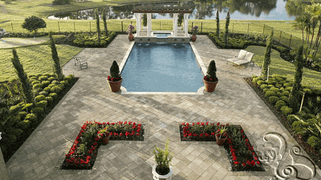 ارضية خارجية للمسبح