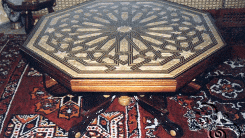 من الاثاث المغربي