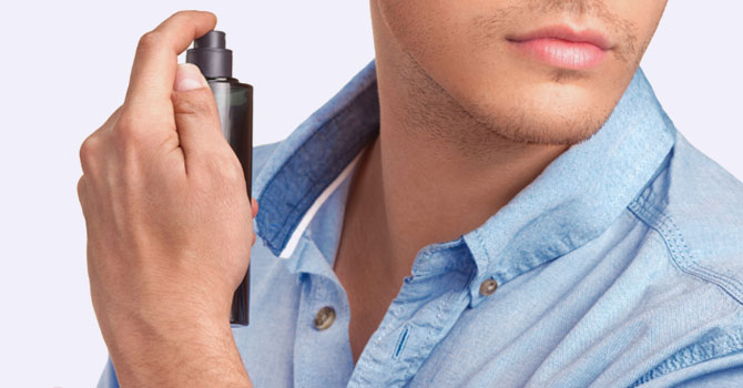 كيف تنتقين عطرًا مناسب لشخصية شريك حياتك؟