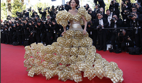 أسوأ إطلالات الموضه بمهرجانات 2013