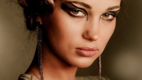 موضة مكياج العيون درامي 2015
