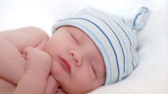 نصائح لمواجهة صعوبة نوم طفلك