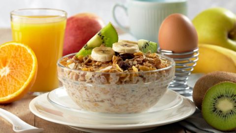 اتبعي تعليمات الإفطار التالية لإنقاص وزنك