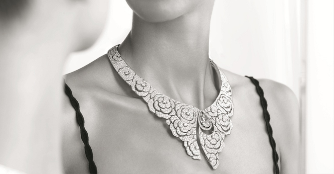 مجوهرات وساعات شانيل 2017 تروى قصة رفيقات كوكو