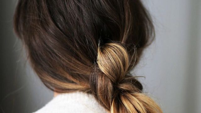تسريحة كعكة الذيل حصان