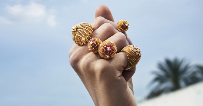 Cartier تحول الصبار إلي مجوهرات فاخرة