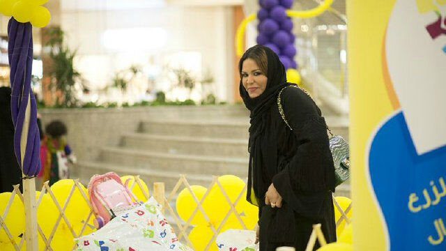 أحلام تنتقد الصائمات بدون حجاب