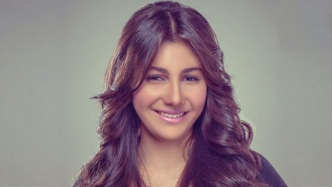 ياسمينا العلواني تتخلى عن البراءة في جلسة تصويرها الأولى