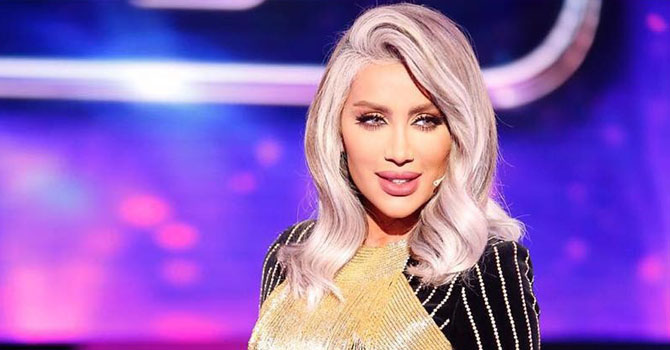مايا دياب ترد بحذائها على منتقديها