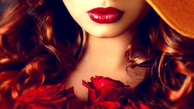 أحمر شفاه أحمر 2014