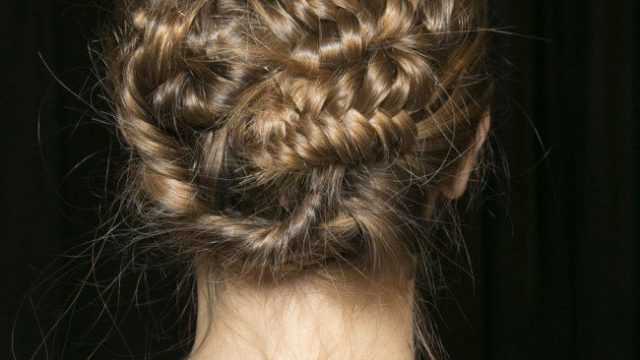 تسريحة كعكة السنبلة الفرنسية 2014