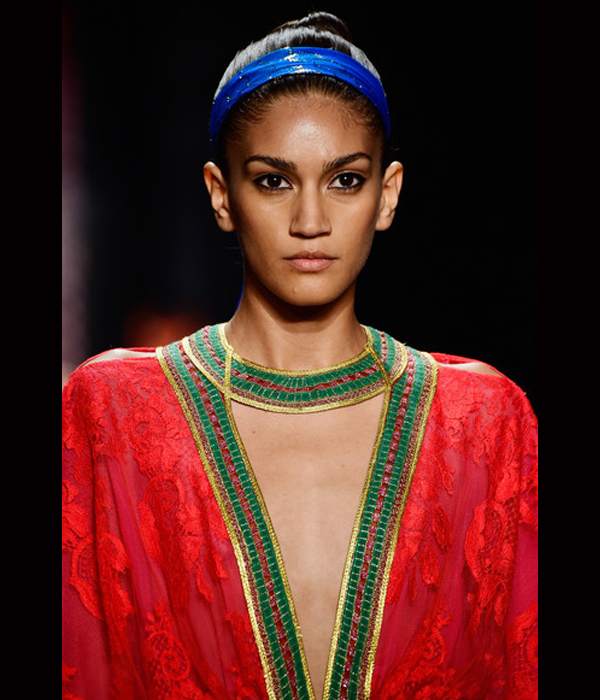 صيحة باندانا الشعر من reem acra ربيع 2016