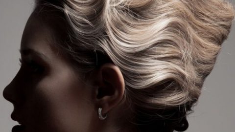 تسريحة شعر الكعكة الفرنسية الملفوفة والمموجة للمرأة الخليجية 2015