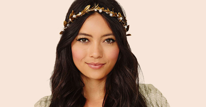 ألوان تبرز بريق عينيكِ البنيتين