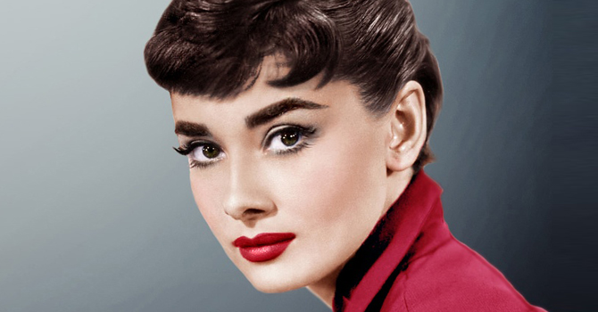 احصلي على رموش أودري هيبورن في 3 خطوات