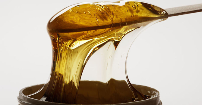 تعليمات لإزالة شعر المنطقة الحميمية بالشمع