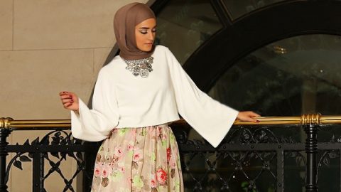 3 طرق لأرتداء الكنزة القصيرة هذا الصيف