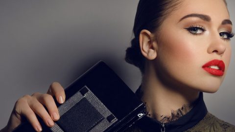 اعتمدي مكياج رأس السنة من وحي هالة عجم