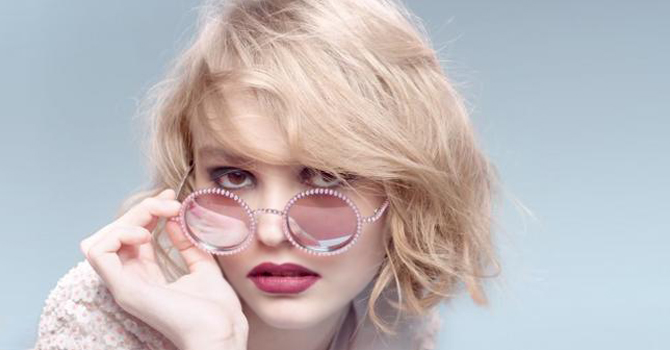 نظارات شمس شانيل ربيع 2016 بخطوط عصرية مبتكرة