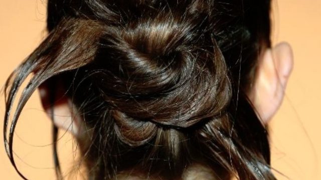 تسريحة شعر الكعكة الكلاسيكية الثنائية ربيع 2015