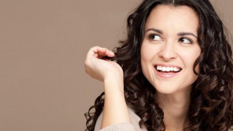 طرق هامة تمنع تساقط الشعر، فالتزمي بها