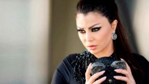 هيفاء وهبي أفضل فنانة في الشرق الأوسط في Bama