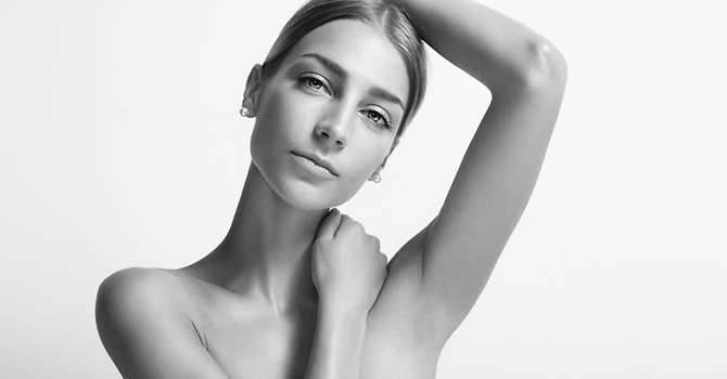 مزيل عرق طبيعي يحمي بشرتك من التلف