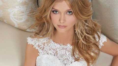 كيف تعتني العروس بجمالها تبعًا لعمرها؟