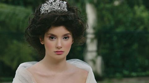 مكياج وردي ناعم لعروس الربيع من هالة عجم