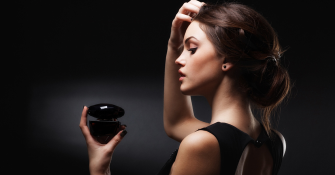 عطور مثيرة ستشعل قلب زوجك من جديد