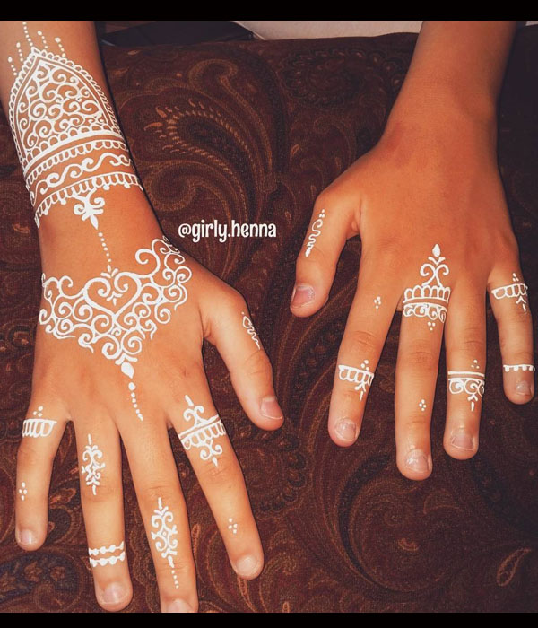 رسمة حنة بطابع عربي من Girly Henna