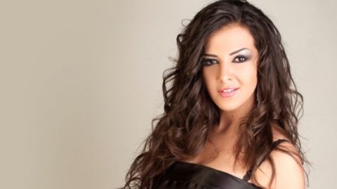 دنيا سمير غانم في لجنة تحكيم إكس فاكتور2