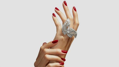 7 مستحضرات تجميل هامة للعناية بالأظافر